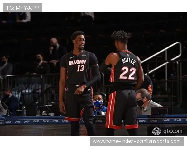 巴特勒突破制造碰撞得手，热火乘势而上