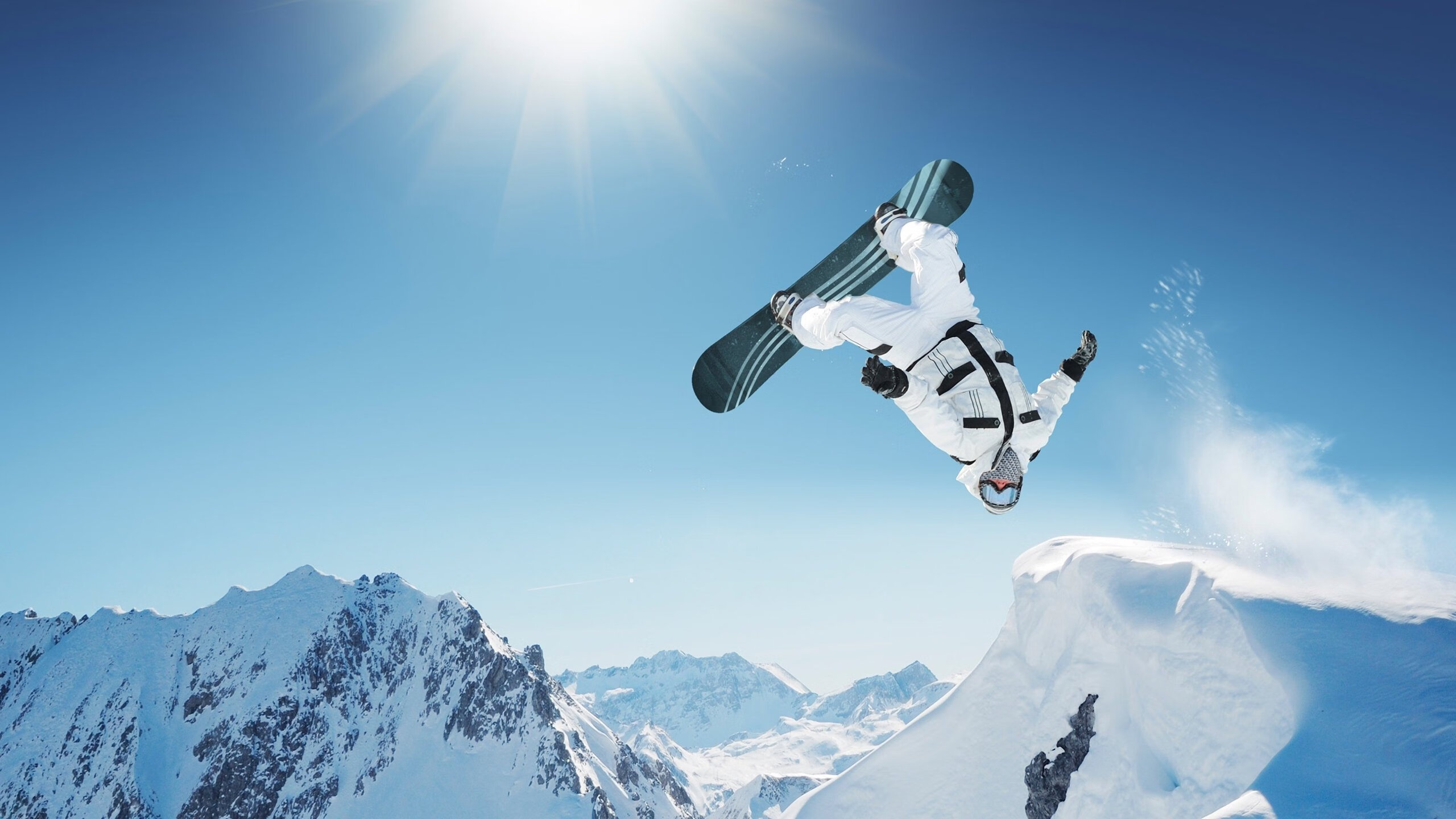 俱乐部青训负责人分享球员培养路径重视个体差异化发展，足球青训教练培养